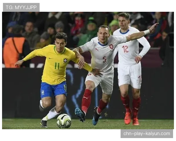 通讯：里昂青年军的崛起，三月联赛保持不败