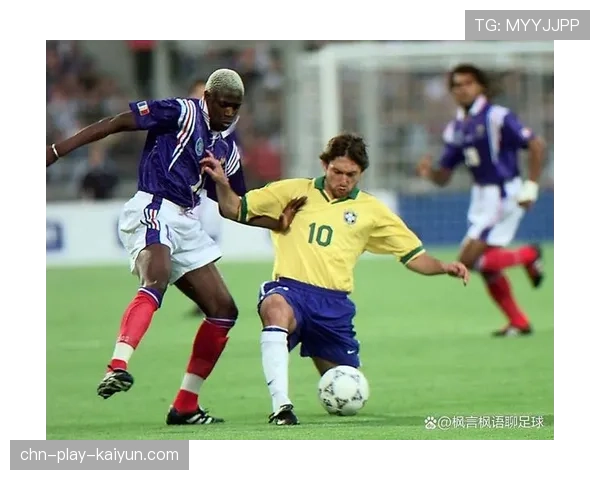 官方声明：前法国国脚，现勒阿弗尔教练承诺下赛季继续留任